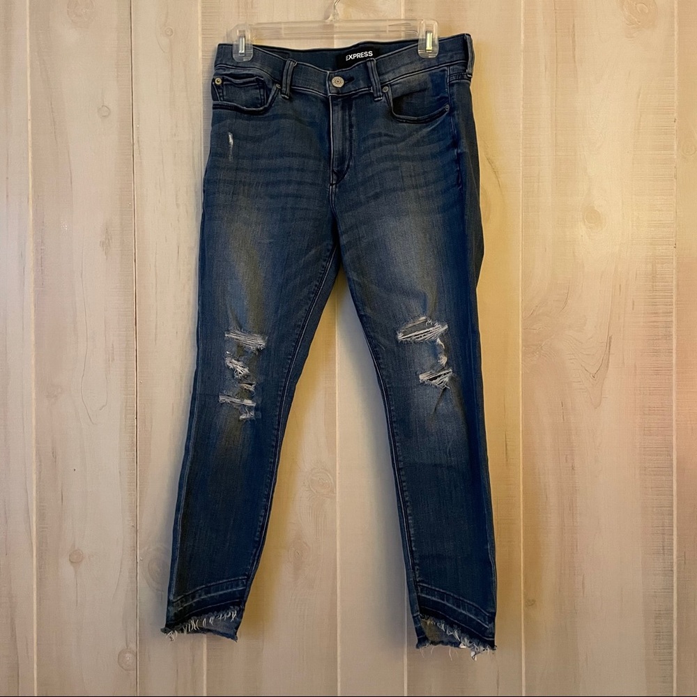 Express Mid-rise Cropped Distressed Jeans